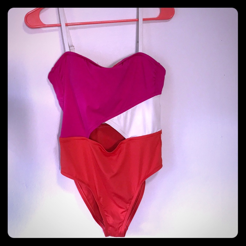 Shade & ShoreOne Piece Cut Out Swim Suit